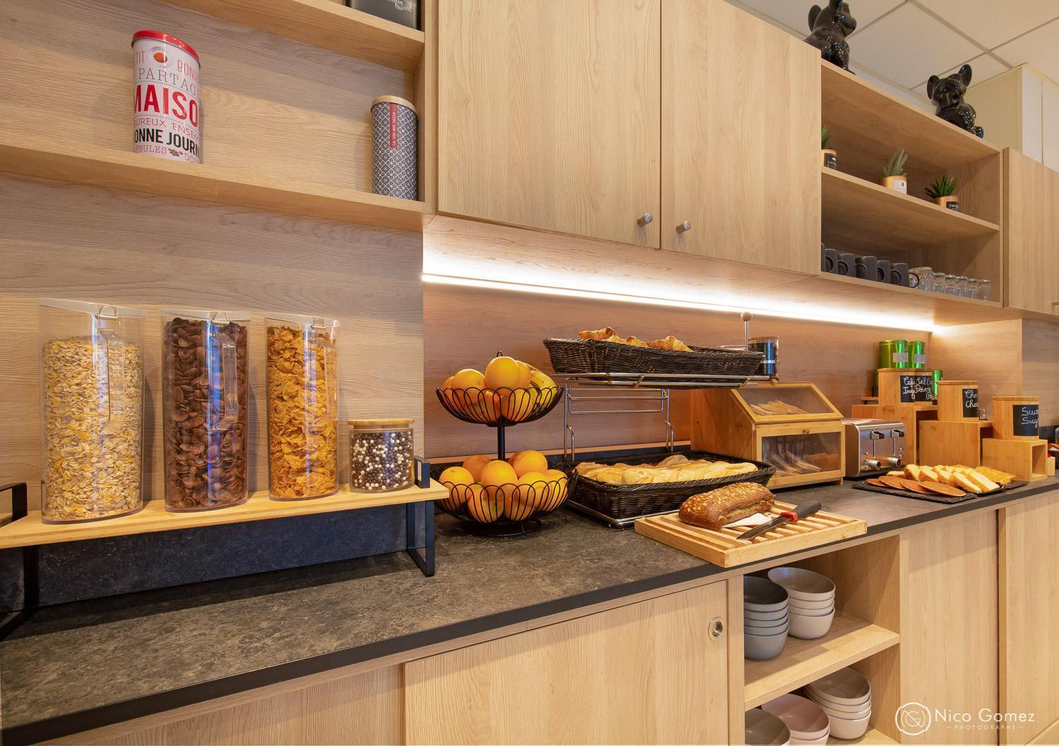 Ibis Styles Cannes Le Cannet Exterior foto